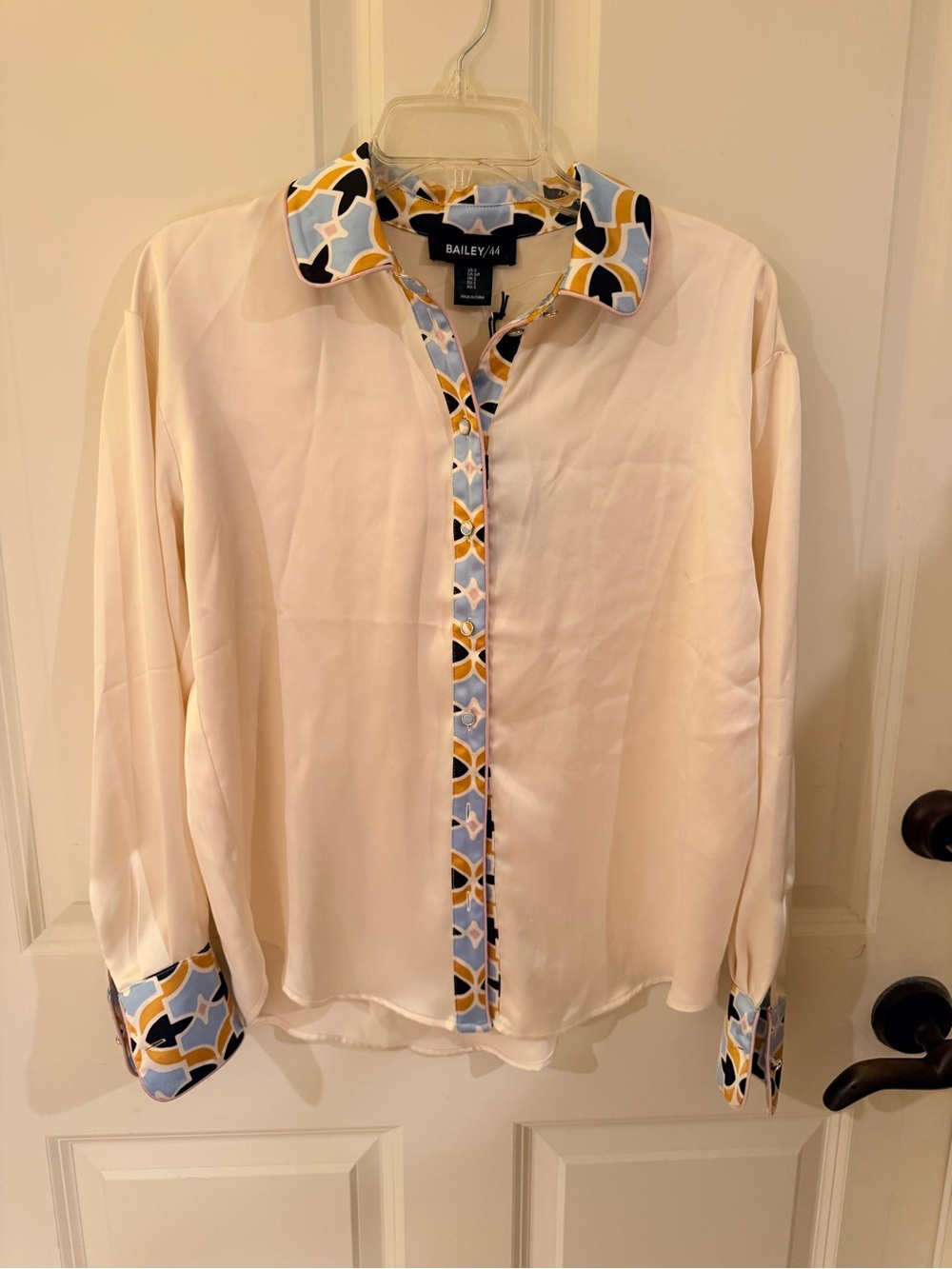 Bailey 44 Women's Cream Button-Up Shirt with Patterned Trim NWT